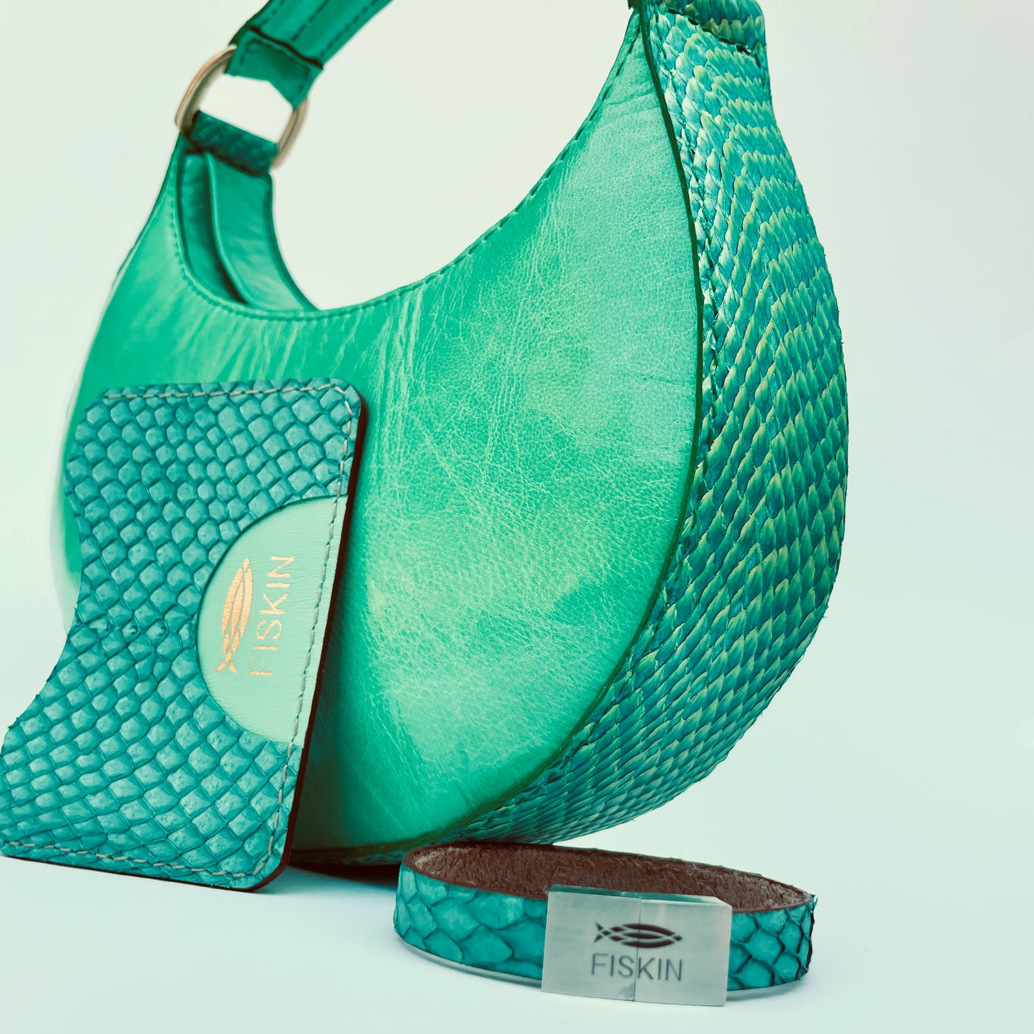 Fish leather accessories collection - Green summer