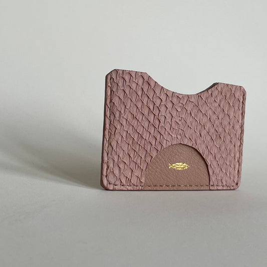 Fish leather cardholder, powder touch