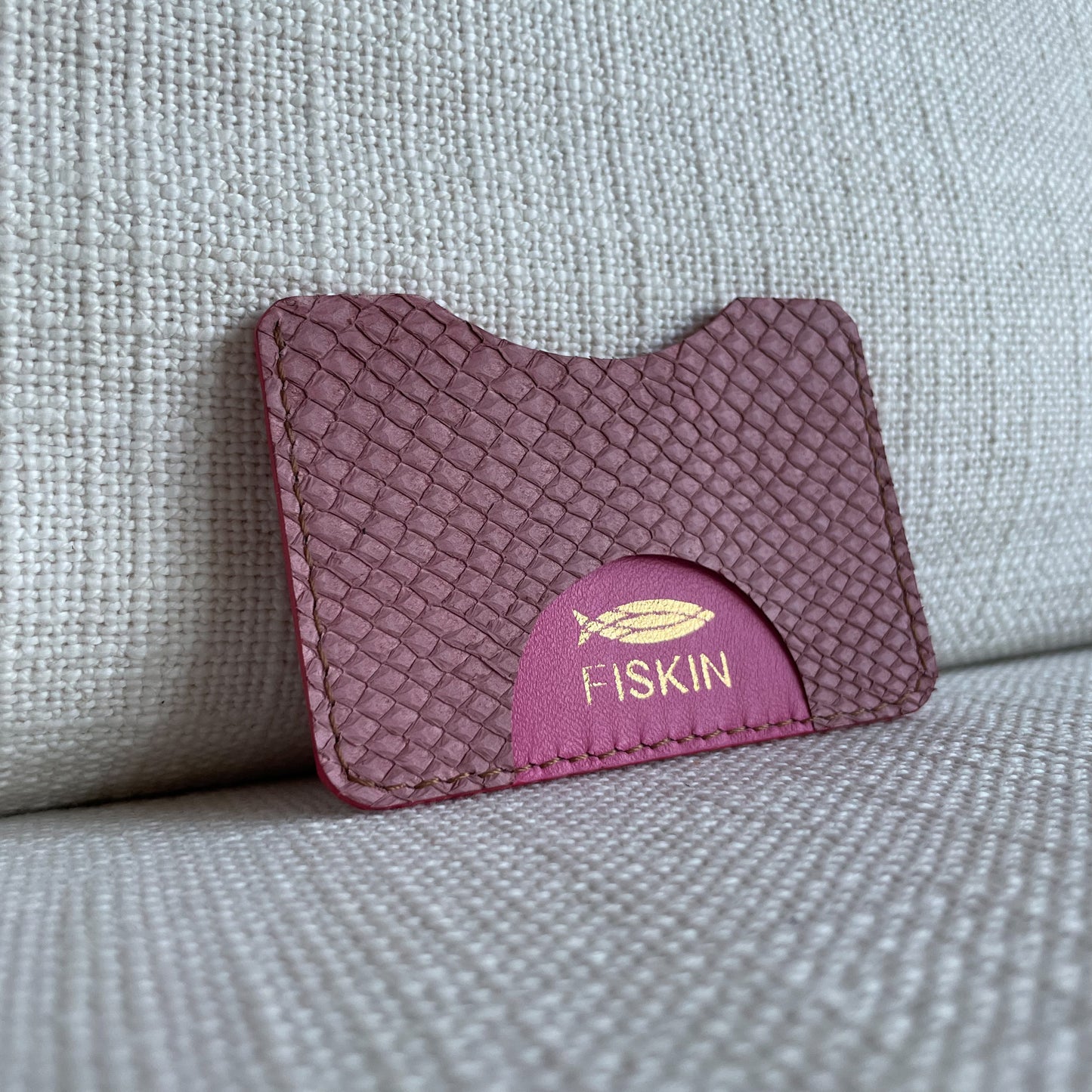 Fish leather cardholder, sun touch collection, lilac color